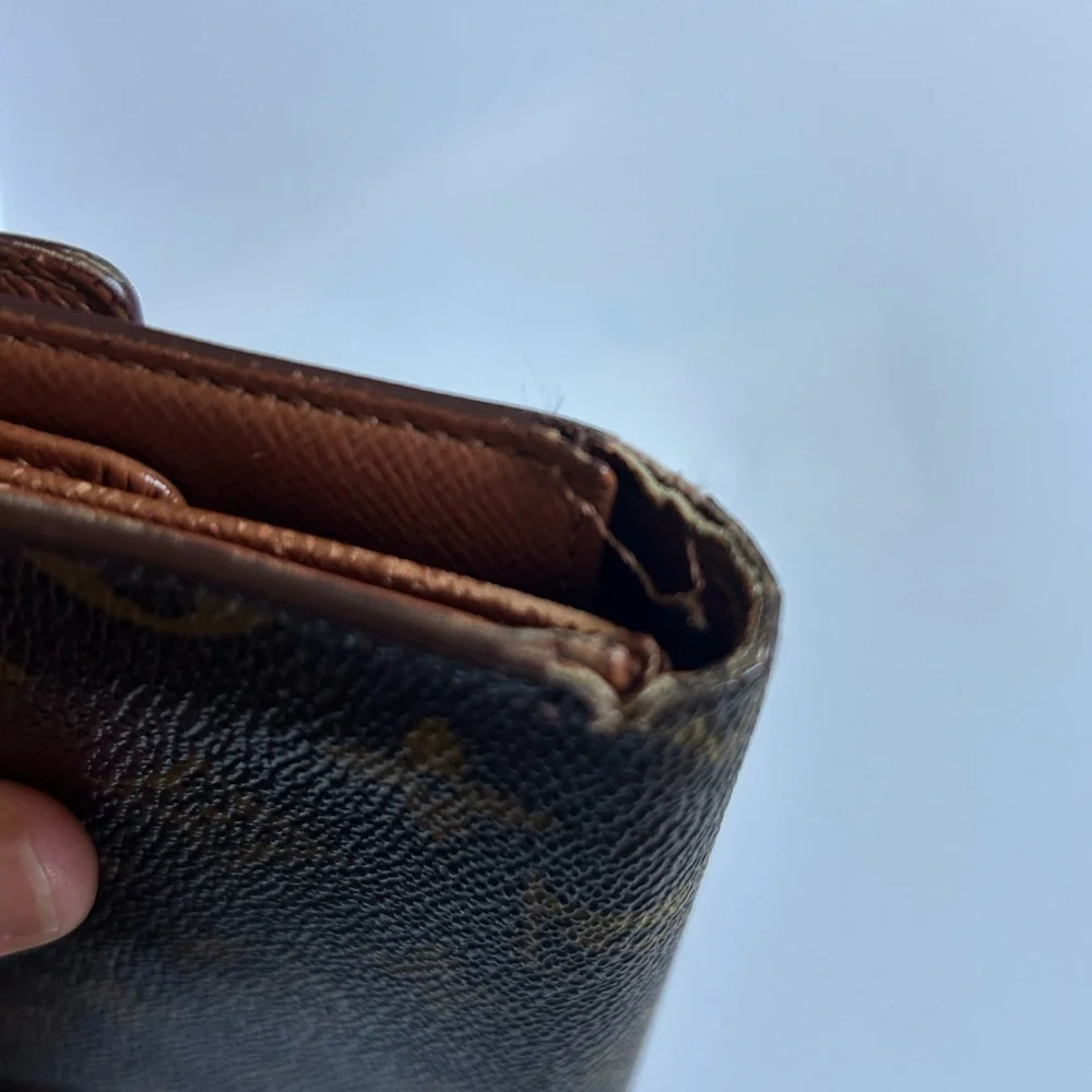 Authentic LV Wallet